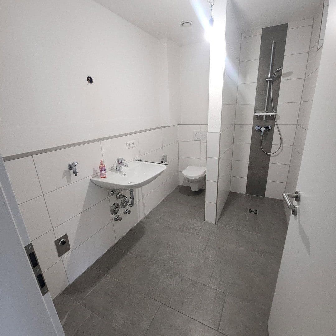 Prenájom bytu 2-izbový 58 m², Ergoldsbach, Bavorsko Prenájom bytu 2-izbový 58 m², Ergoldsbach, Bavorsko