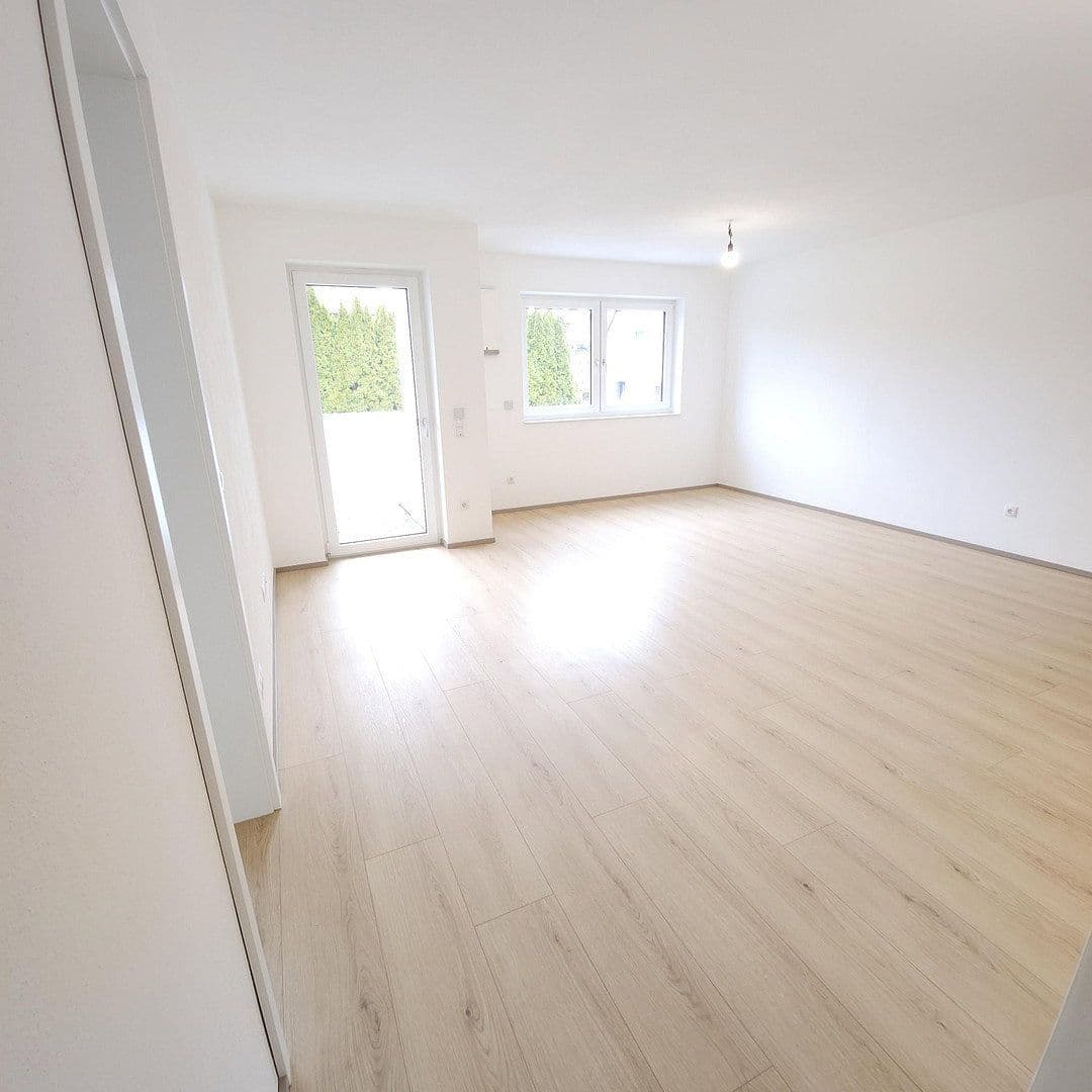 Prenájom bytu 2-izbový 58 m², Ergoldsbach, Bavorsko Prenájom bytu 2-izbový 58 m², Ergoldsbach, Bavorsko