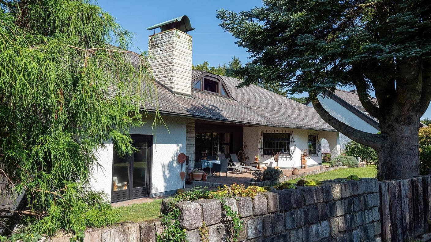 Predaj domu 200 m², pozemek 1.276 m², Burgthann, Bavorsko Predaj domu 200 m², pozemek 1.276 m², Burgthann, Bavorsko