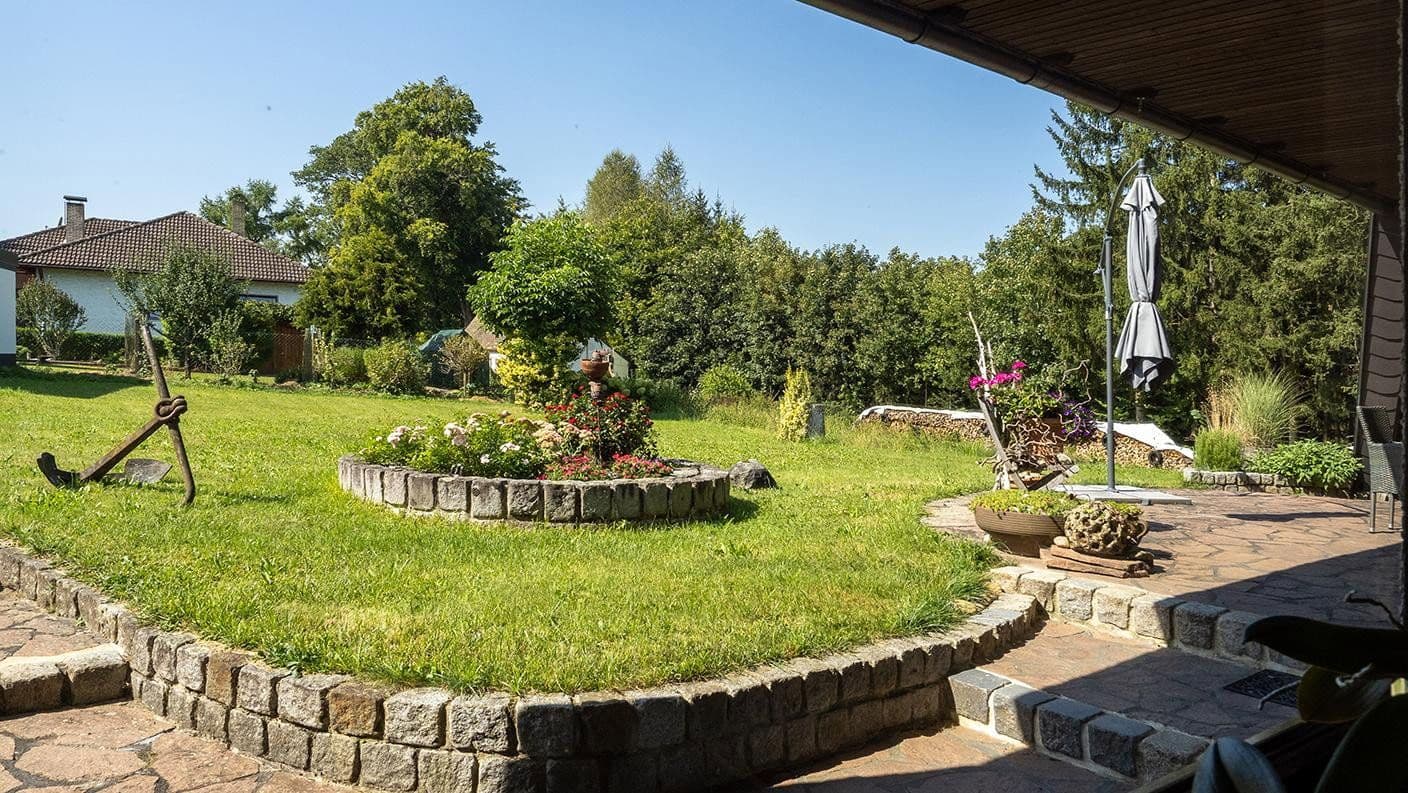 Predaj domu 200 m², pozemek 1.276 m², Burgthann, Bavorsko Predaj domu 200 m², pozemek 1.276 m², Burgthann, Bavorsko