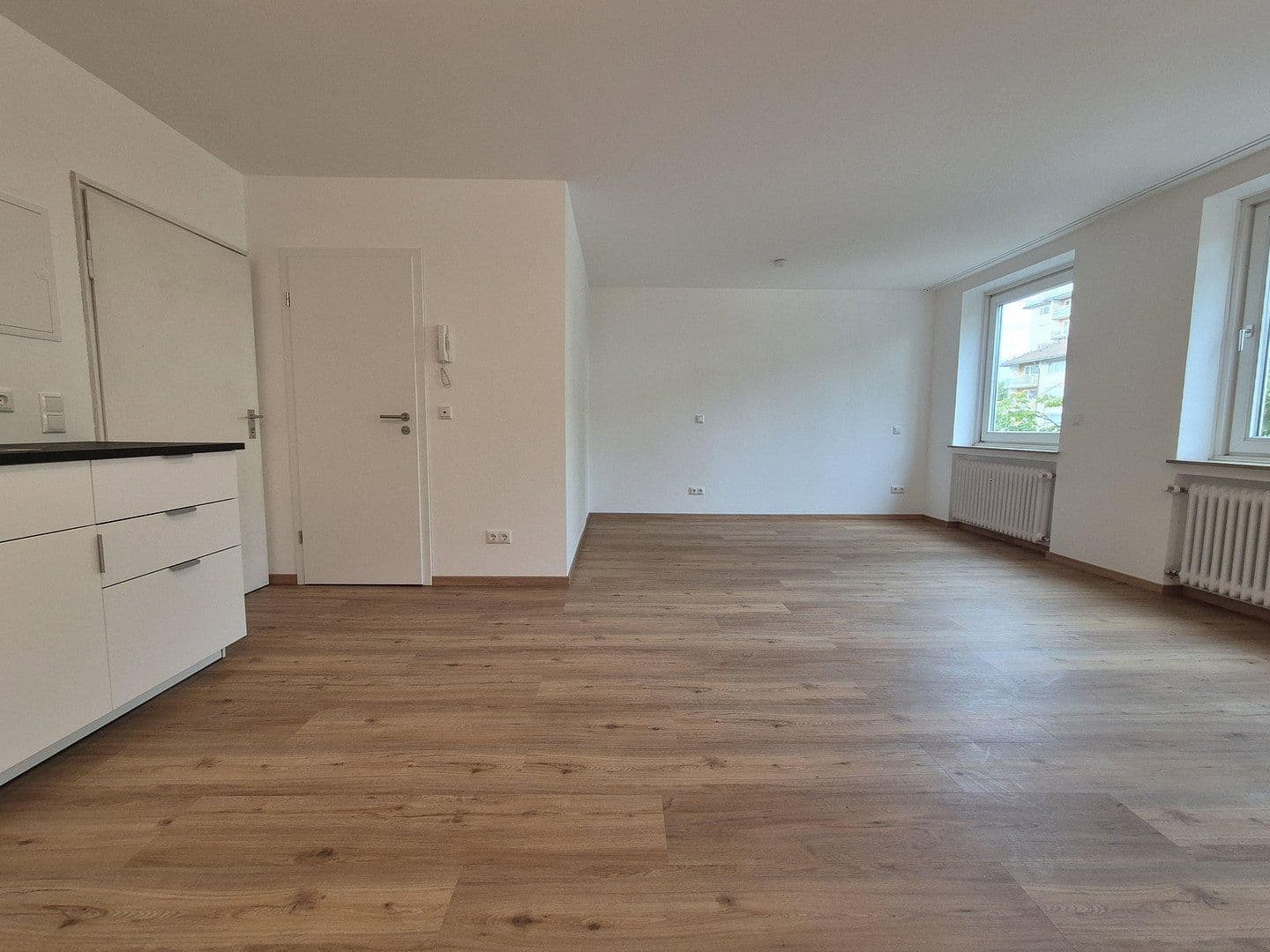 Prenájom bytu 1-izbový 35 m², München, Bavorsko Prenájom bytu 1-izbový 35 m², München, Bavorsko