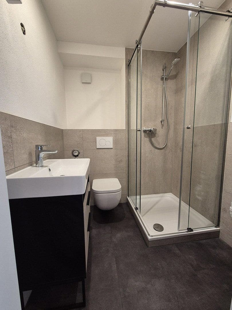 Prenájom bytu 1-izbový 35 m², München, Bavorsko Prenájom bytu 1-izbový 35 m², München, Bavorsko