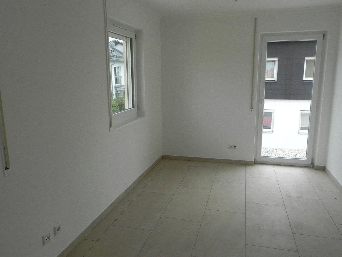 Predaj domu 142 m², pozemek 232 m², Germering, Bavorsko Predaj domu 142 m², pozemek 232 m², Germering, Bavorsko