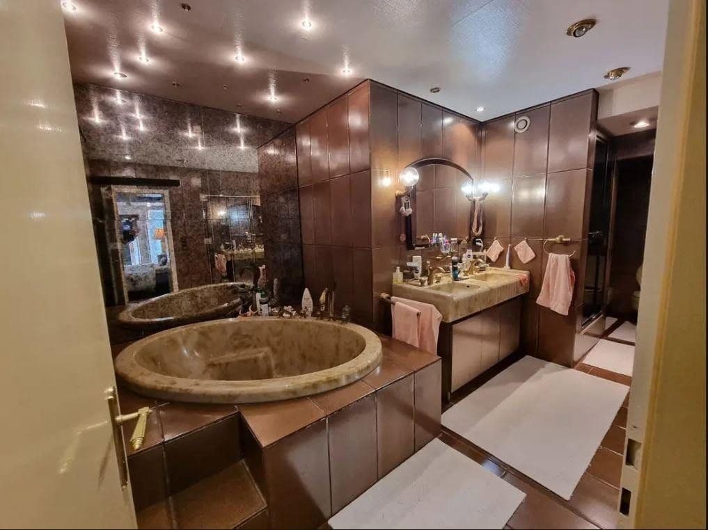 Predaj domu 681 m², pozemek 1.681 m², Röthenbach an der Pegnitz, Bavorsko Predaj domu 681 m², pozemek 1.681 m², Röthenbach an der Pegnitz, Bavorsko