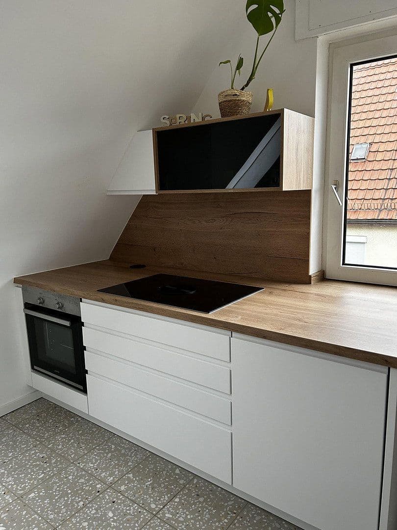 Prenájom bytu 2-izbový 36 m², Heilbronn, Bádensko-Wurttembersko Prenájom bytu 2-izbový 36 m², Heilbronn, Bádensko-Wurttembersko