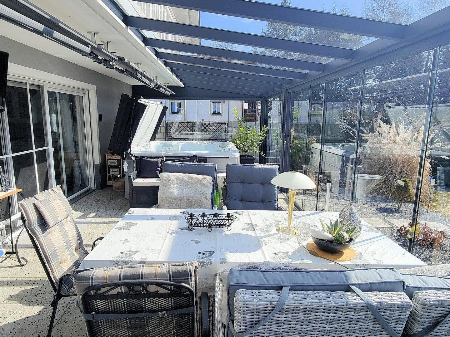 Predaj domu 384 m², pozemek 1.070 m², Sankt Oswald-Riedlhütte, Bavorsko Predaj domu 384 m², pozemek 1.070 m², Sankt Oswald-Riedlhütte, Bavorsko