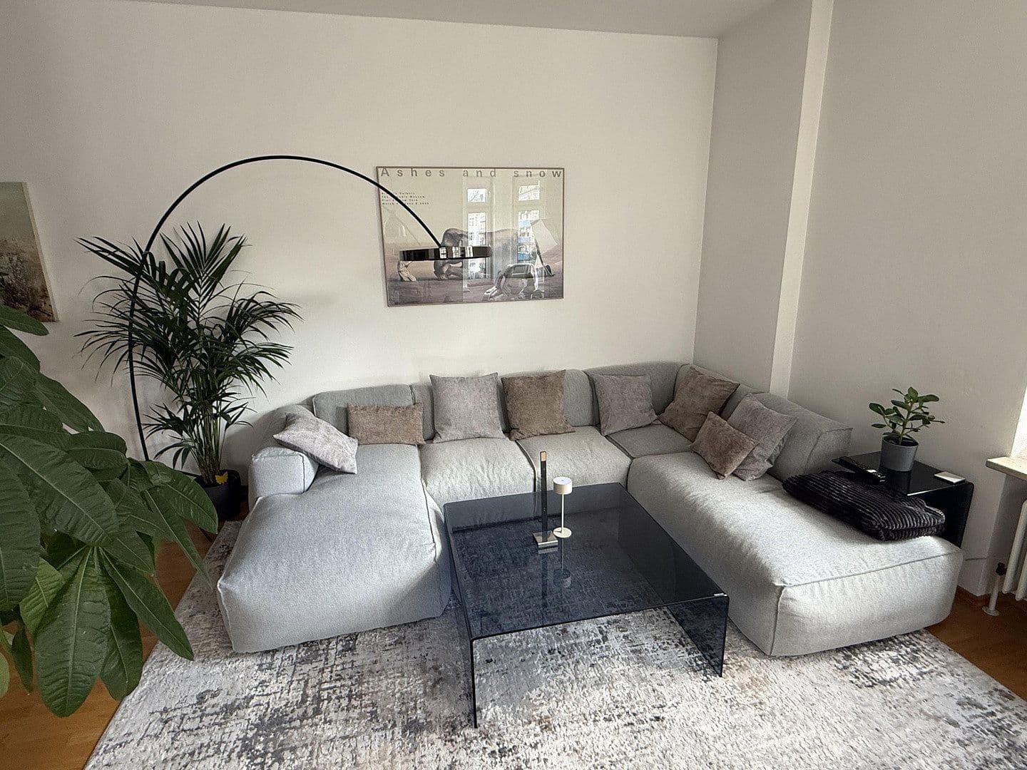 Prenájom bytu 2-izbový 70 m², Wilhelmstrasse, München, Bavorsko Prenájom bytu 2-izbový 70 m², Wilhelmstrasse, München, Bavorsko