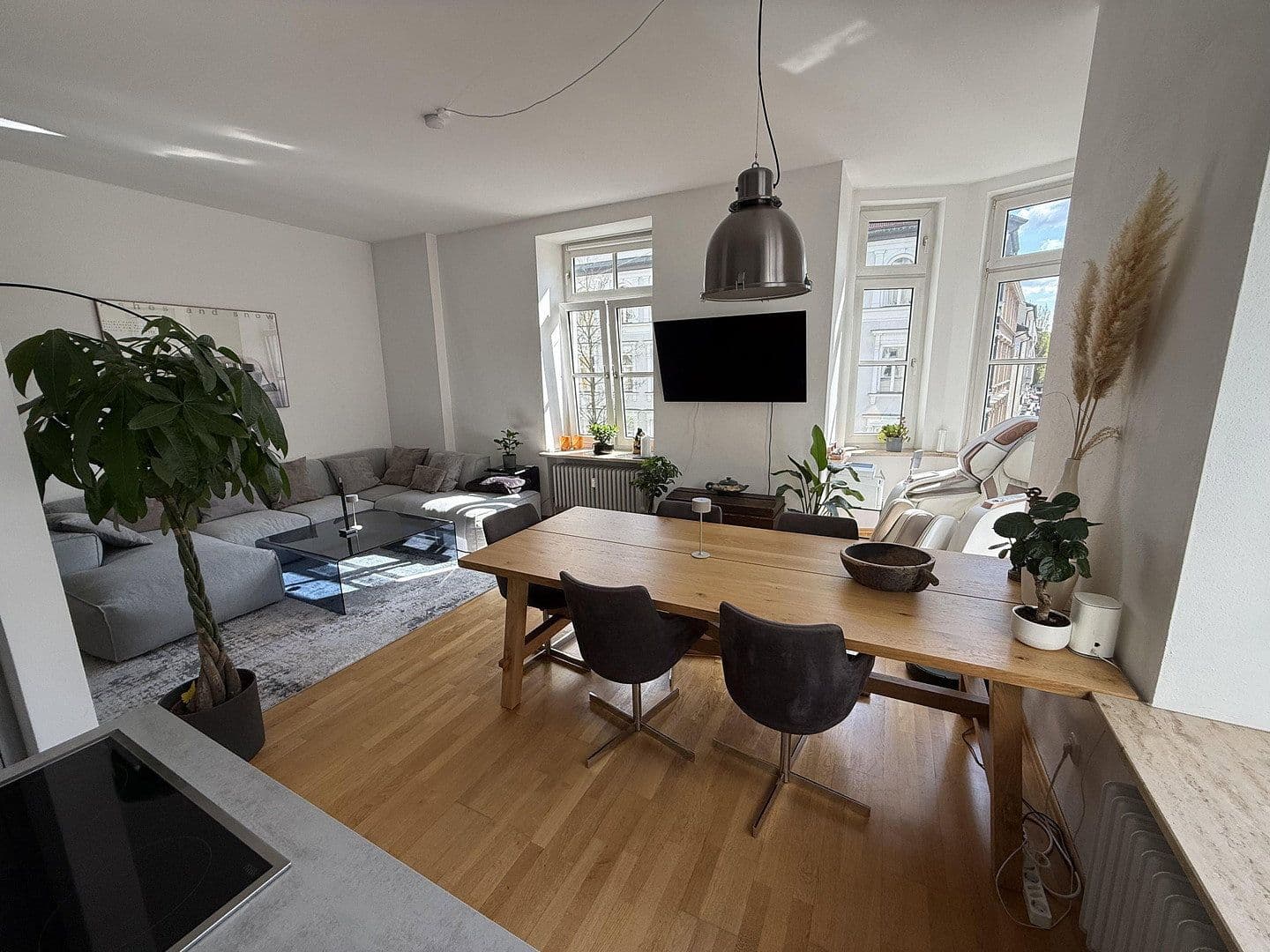 Prenájom bytu 2-izbový 70 m², Wilhelmstrasse, München, Bavorsko Prenájom bytu 2-izbový 70 m², Wilhelmstrasse, München, Bavorsko