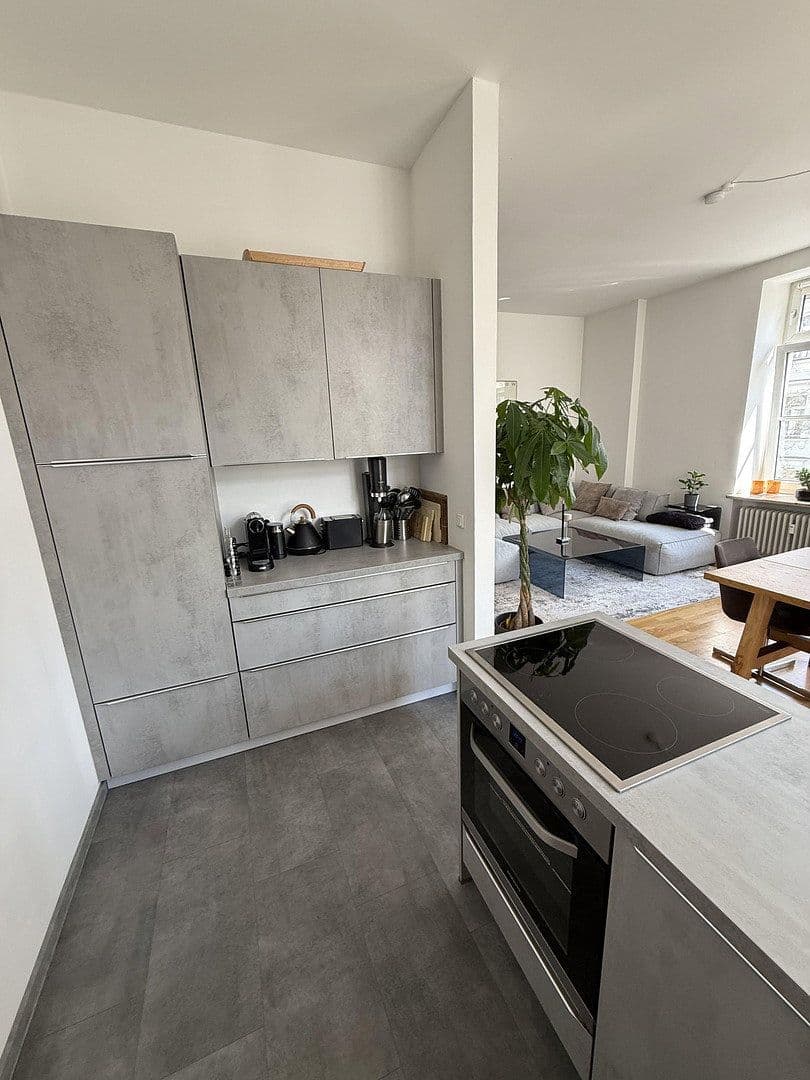 Prenájom bytu 2-izbový 70 m², Wilhelmstrasse, München, Bavorsko Prenájom bytu 2-izbový 70 m², Wilhelmstrasse, München, Bavorsko