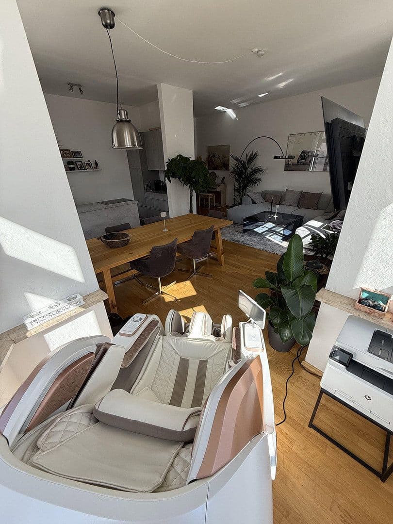 Prenájom bytu 2-izbový 70 m², Wilhelmstrasse, München, Bavorsko Prenájom bytu 2-izbový 70 m², Wilhelmstrasse, München, Bavorsko