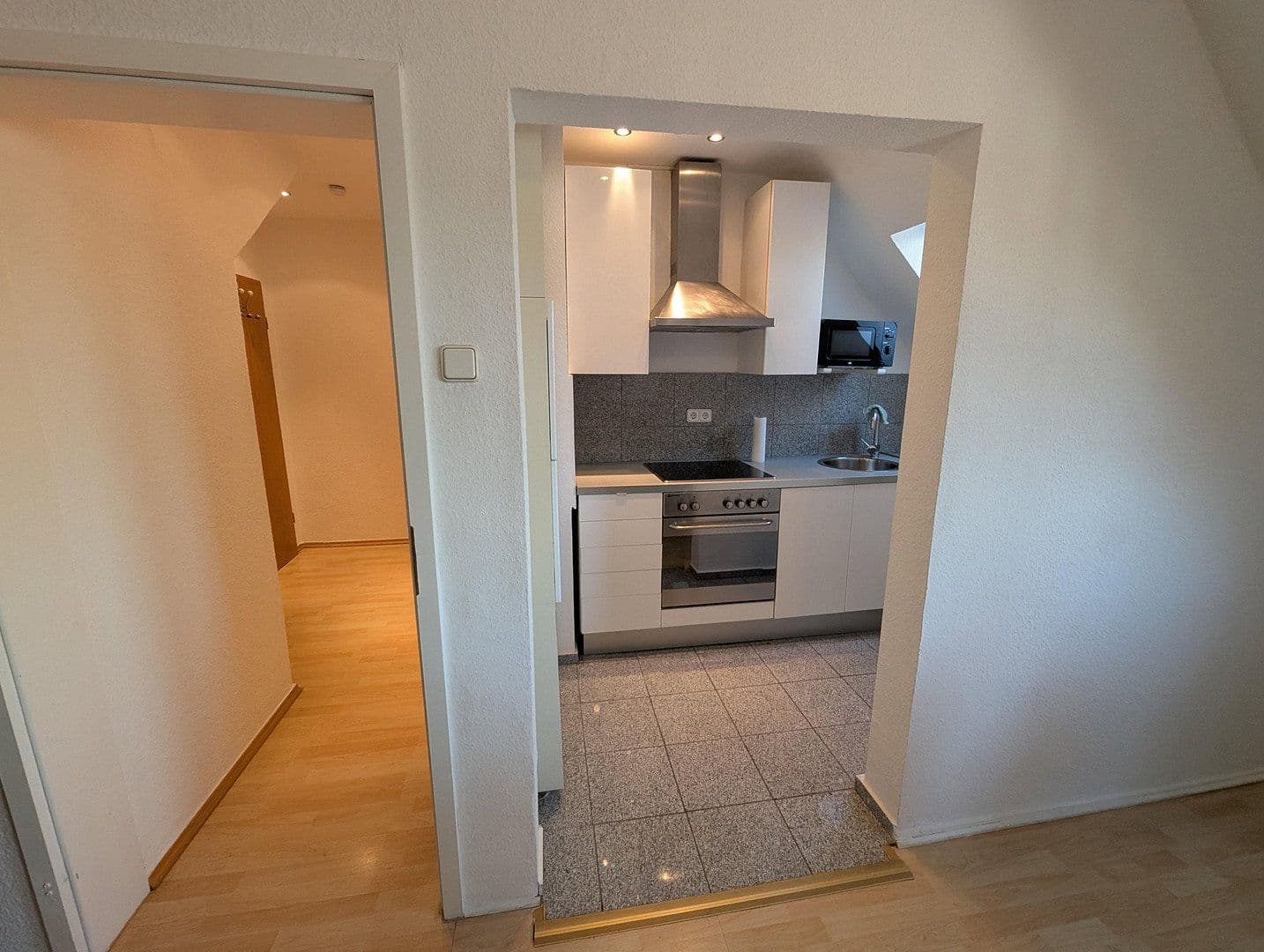 Prenájom bytu 3-izbový 63 m², Hüttmannstr. 42-44, Essen, Severné Porýnie - Westfálsko Prenájom bytu 3-izbový 63 m², Hüttmannstr. 42-44, Essen, Severné Porýnie - Westfálsko