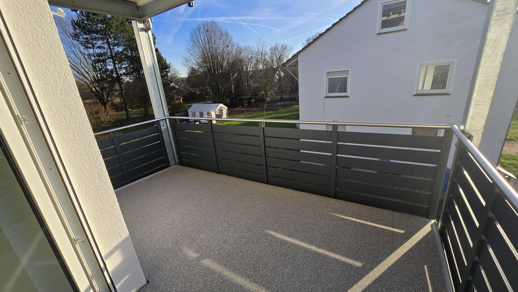 Prenájom bytu 4-izbový 68 m², Gemmingen, Bádensko-Wurttembersko Prenájom bytu 4-izbový 68 m², Gemmingen, Bádensko-Wurttembersko