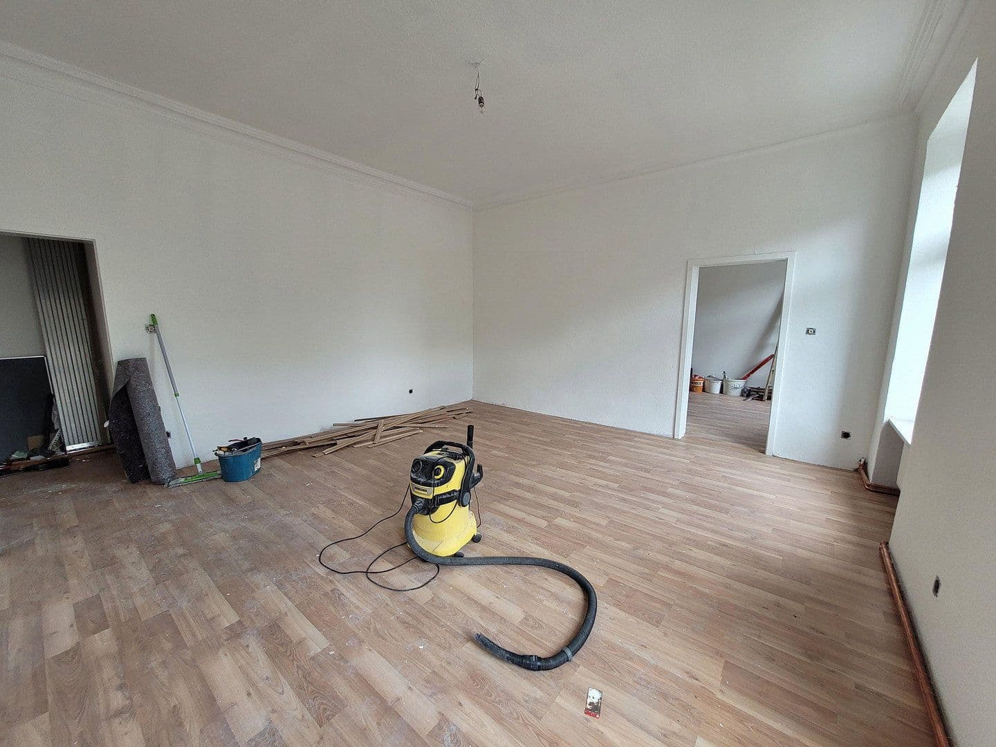 Prenájom bytu 4-izbový 109 m², Hans-Thoma Str. 5, Karlsruhe, Bádensko-Wurttembersko Prenájom bytu 4-izbový 109 m², Hans-Thoma Str. 5, Karlsruhe, Bádensko-Wurttembersko