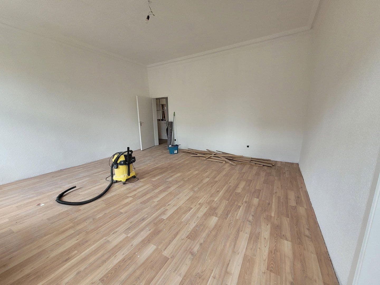 Prenájom bytu 4-izbový 109 m², Hans-Thoma Str. 5, Karlsruhe, Bádensko-Wurttembersko Prenájom bytu 4-izbový 109 m², Hans-Thoma Str. 5, Karlsruhe, Bádensko-Wurttembersko