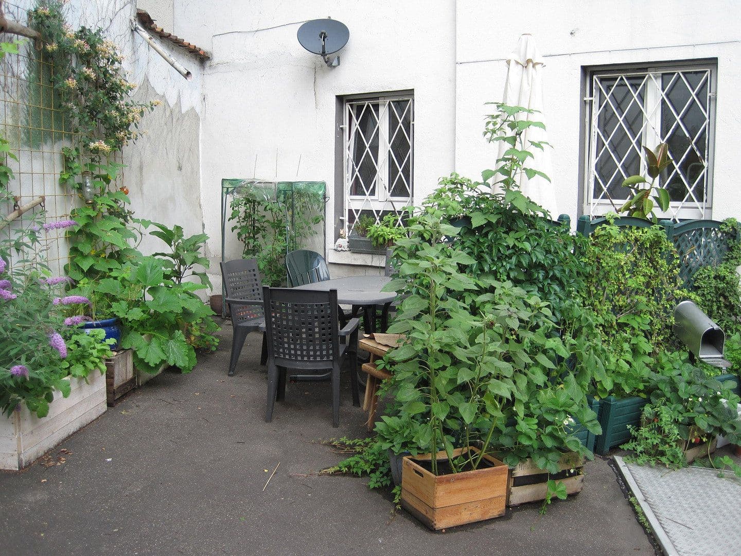 Prenájom bytu 4-izbový 109 m², Hans-Thoma Str. 5, Karlsruhe, Bádensko-Wurttembersko Prenájom bytu 4-izbový 109 m², Hans-Thoma Str. 5, Karlsruhe, Bádensko-Wurttembersko