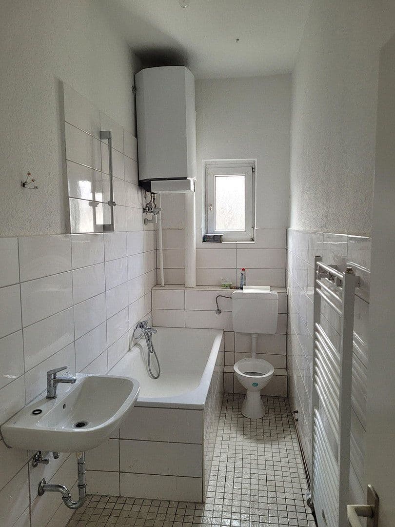 Prenájom bytu 4-izbový 109 m², Hans-Thoma Str. 5, Karlsruhe, Bádensko-Wurttembersko Prenájom bytu 4-izbový 109 m², Hans-Thoma Str. 5, Karlsruhe, Bádensko-Wurttembersko