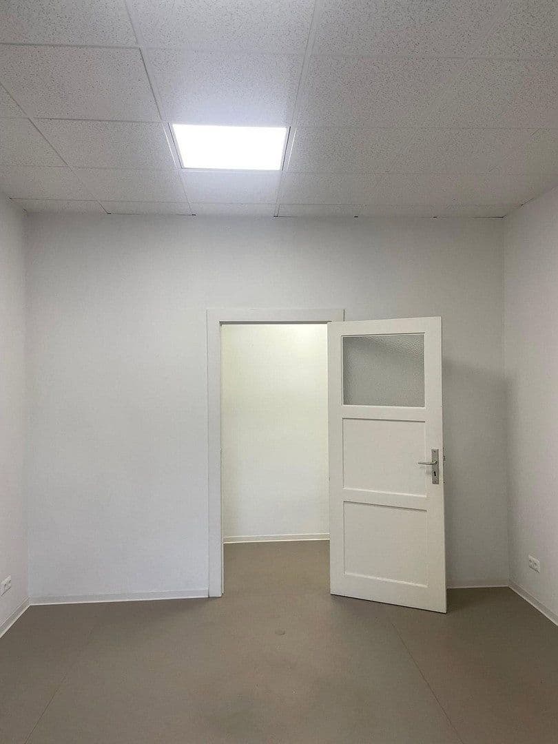 Prenájom kancelárie 17 m², Berlin, Berlín Prenájom kancelárie 17 m², Berlin, Berlín