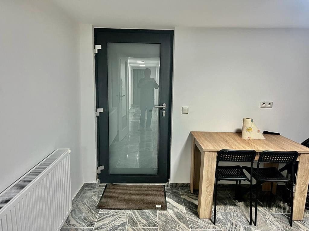 Prenájom bytu 3-izbový 90 m², Neufahrn, Bavorsko Prenájom bytu 3-izbový 90 m², Neufahrn, Bavorsko