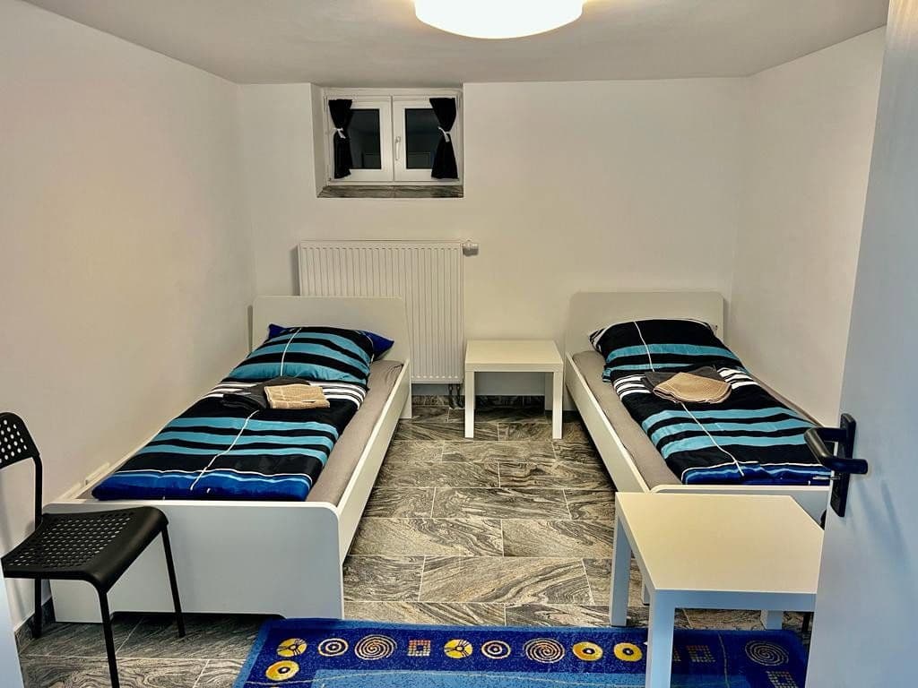 Prenájom bytu 3-izbový 90 m², Neufahrn, Bavorsko Prenájom bytu 3-izbový 90 m², Neufahrn, Bavorsko