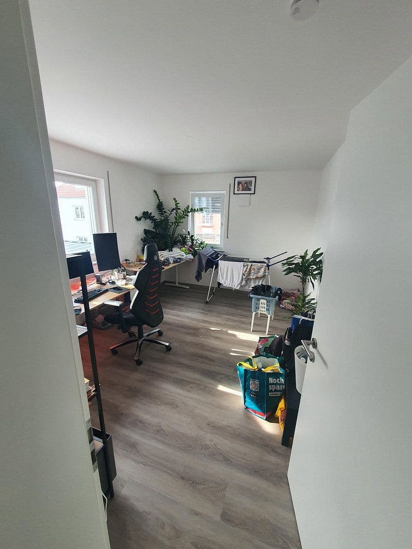 Prenájom bytu 3-izbový 87 m², Schrobenhausener Str. 32, Ingolstadt, Bavorsko Prenájom bytu 3-izbový 87 m², Schrobenhausener Str. 32, Ingolstadt, Bavorsko