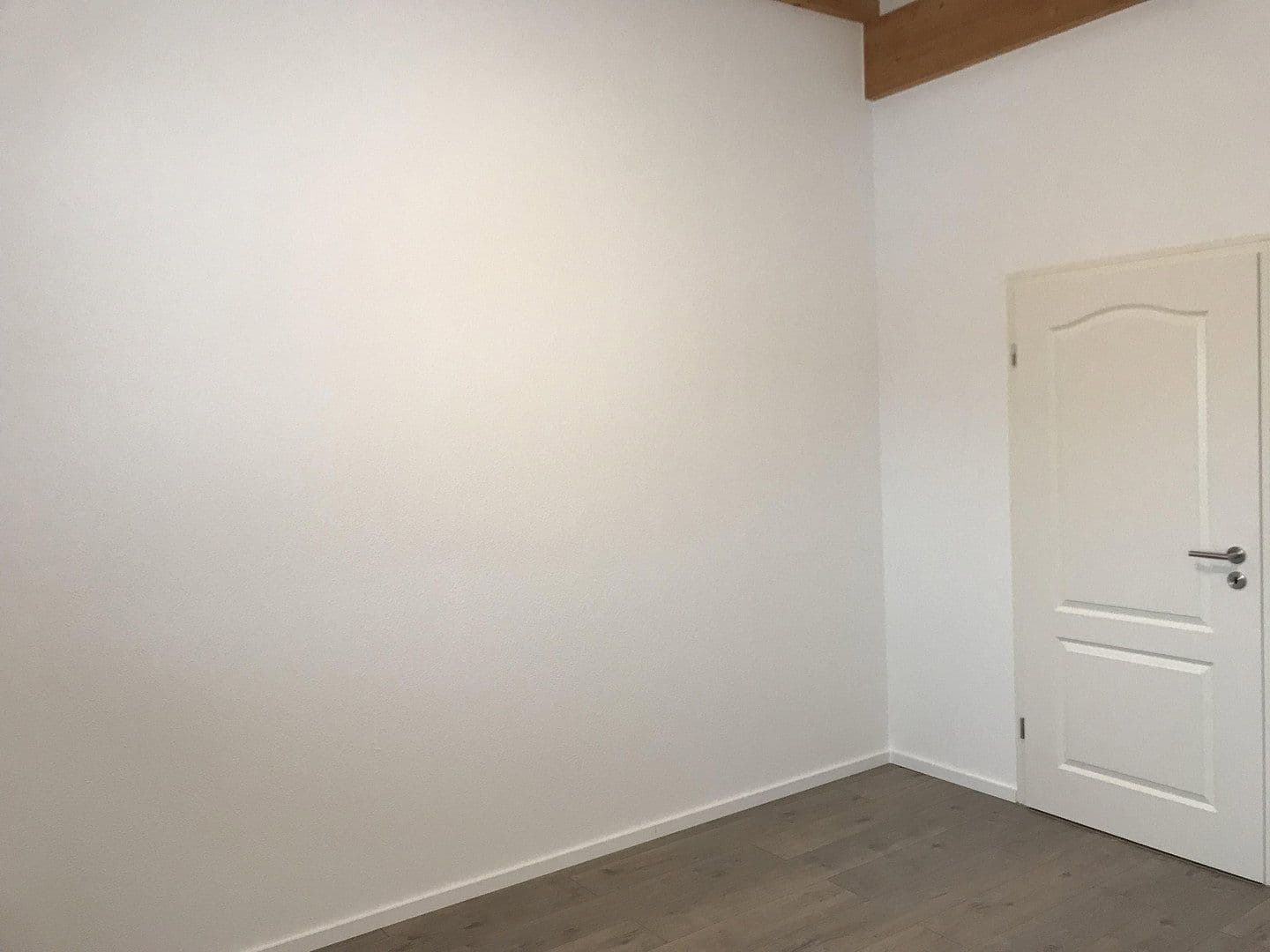 Prenájom bytu 3-izbový 90 m², Bahnhofstraße 47d, Groß-Bieberau, Hesensko Prenájom bytu 3-izbový 90 m², Bahnhofstraße 47d, Groß-Bieberau, Hesensko