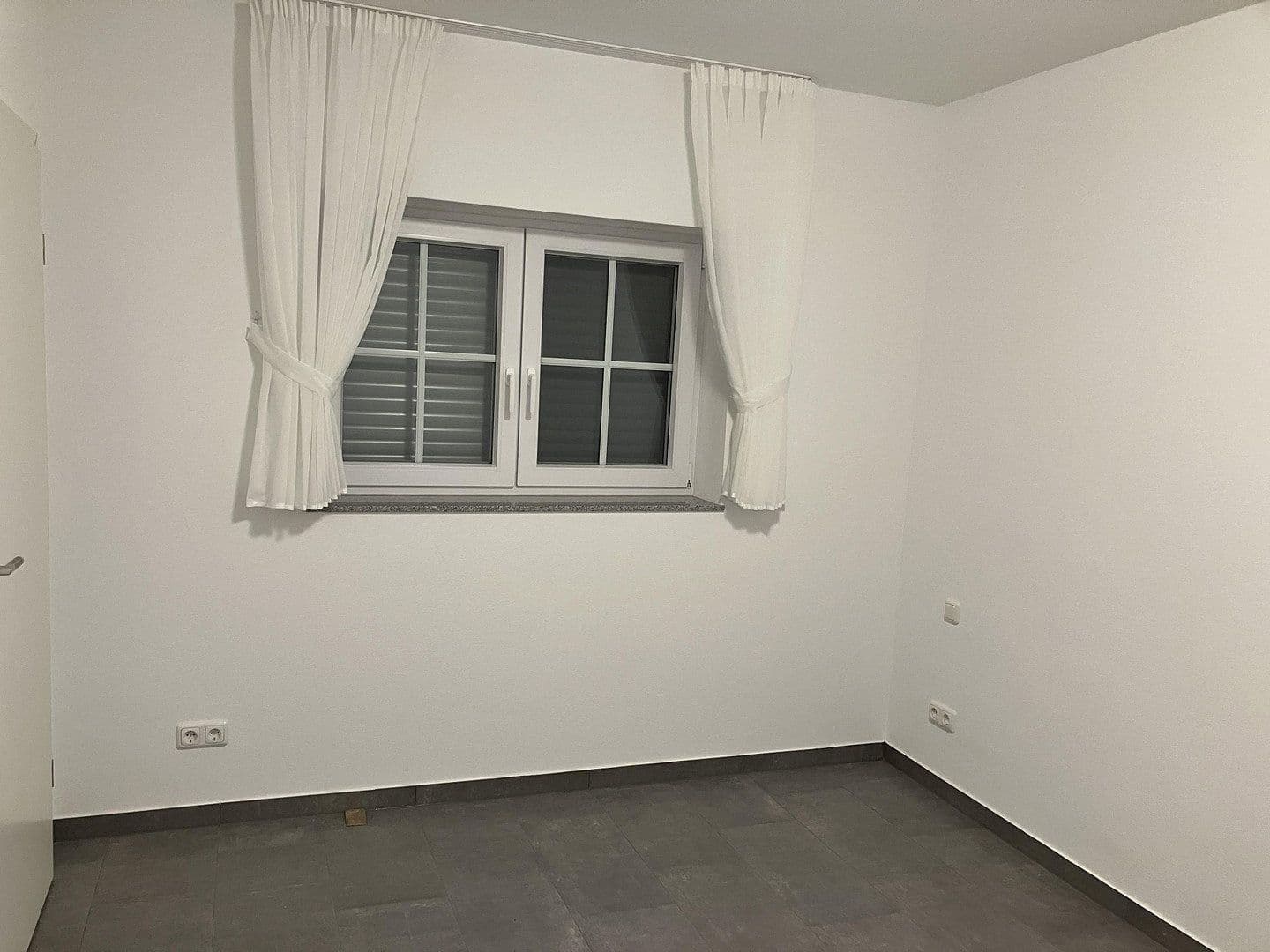 Prenájom bytu 3-izbový 90 m², Bahnhofstraße 47, Groß-Bieberau, Hesensko Prenájom bytu 3-izbový 90 m², Bahnhofstraße 47, Groß-Bieberau, Hesensko