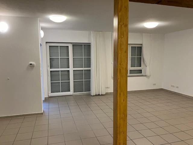 Prenájom bytu 3-izbový 90 m², Bahnhofstraße 47, Groß-Bieberau, Hesensko Prenájom bytu 3-izbový 90 m², Bahnhofstraße 47, Groß-Bieberau, Hesensko