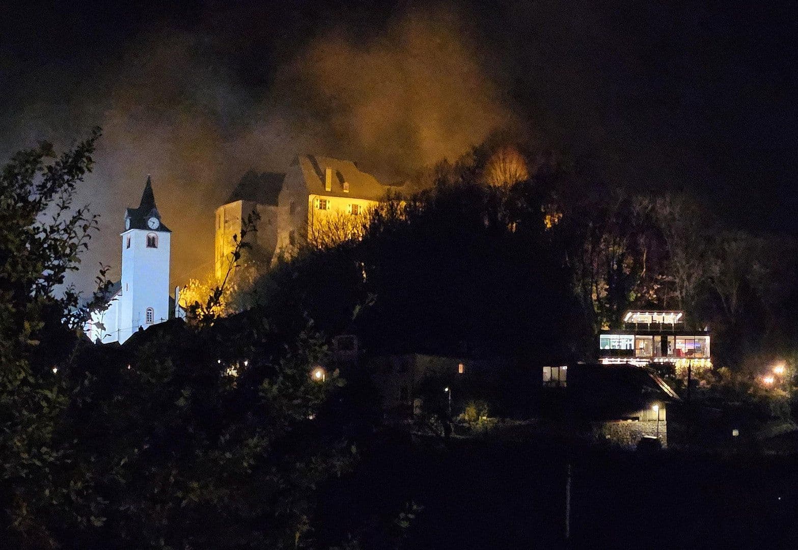 Predaj domu 206 m², pozemek 1.227 m², Westerburg, Porýnie-Falcko Predaj domu 206 m², pozemek 1.227 m², Westerburg, Porýnie-Falcko