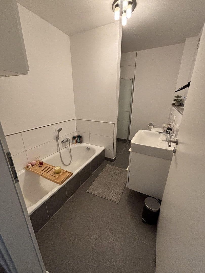 Prenájom bytu 2-izbový 92 m², Paderborn, Severné Porýnie - Westfálsko Prenájom bytu 2-izbový 92 m², Paderborn, Severné Porýnie - Westfálsko