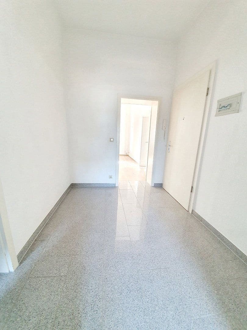 Prenájom bytu 2-izbový 73 m², Lindenstraße 32, Velten, Brandenbursko Prenájom bytu 2-izbový 73 m², Lindenstraße 32, Velten, Brandenbursko