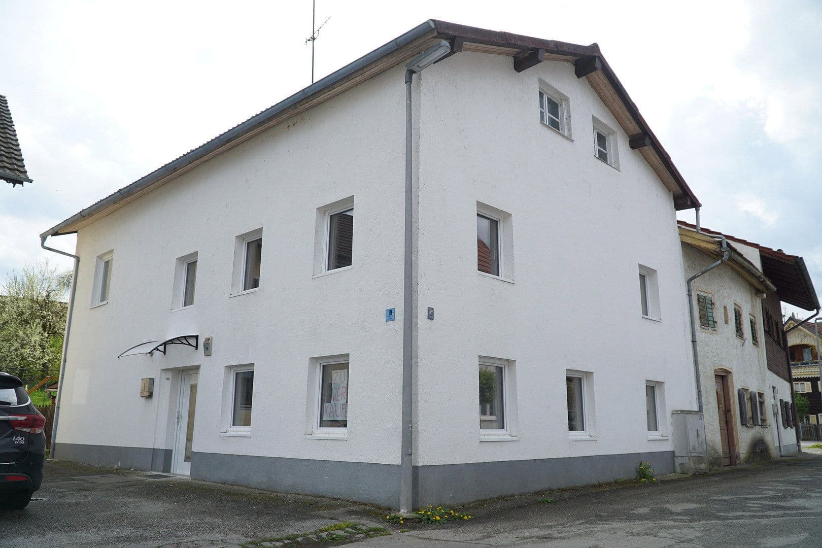 Predaj domu 129 m², pozemek 100 m², Oberanger 19, Eichendorf, Bavorsko Predaj domu 129 m², pozemek 100 m², Oberanger 19, Eichendorf, Bavorsko