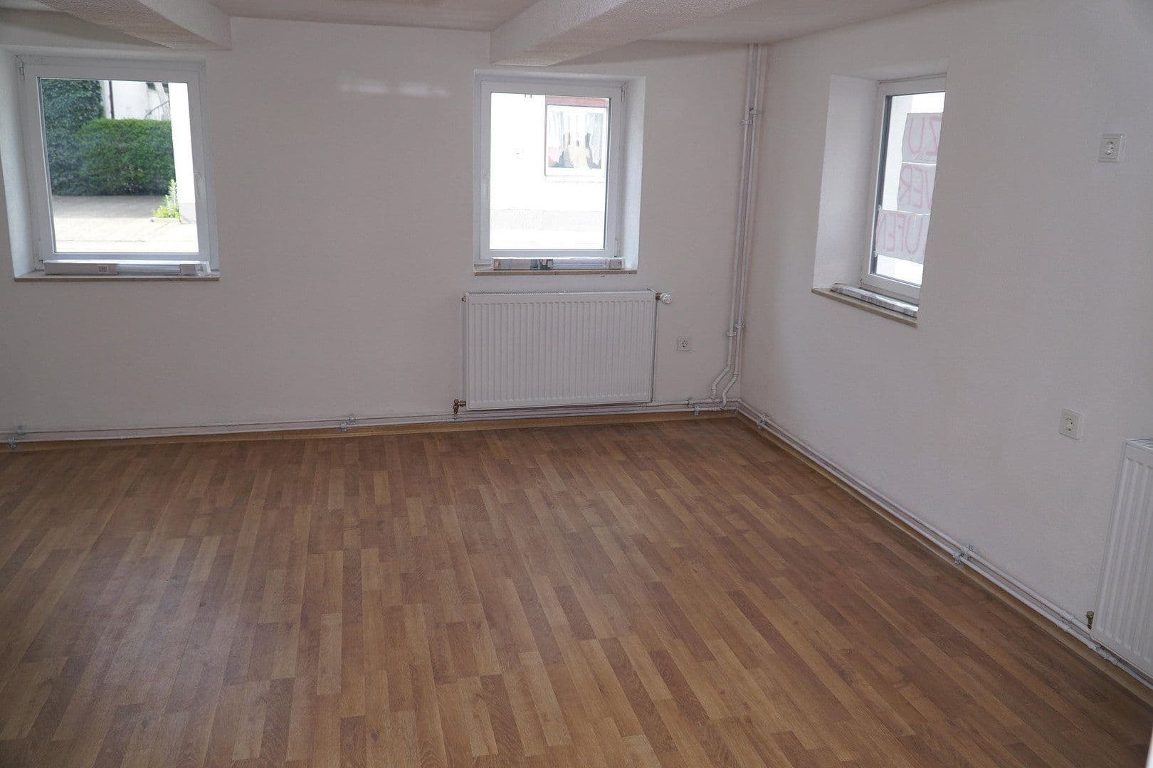 Predaj domu 129 m², pozemek 100 m², Oberanger 19, Eichendorf, Bavorsko Predaj domu 129 m², pozemek 100 m², Oberanger 19, Eichendorf, Bavorsko