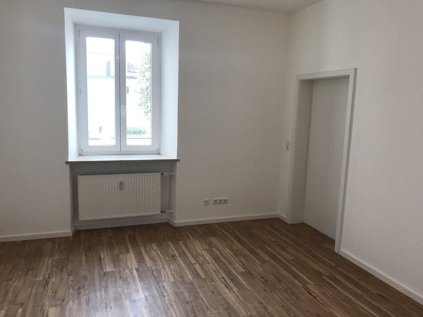 Prenájom kancelárie 145 m², Bahnhofstraße 21, Penzberg, Bavorsko Prenájom kancelárie 145 m², Bahnhofstraße 21, Penzberg, Bavorsko