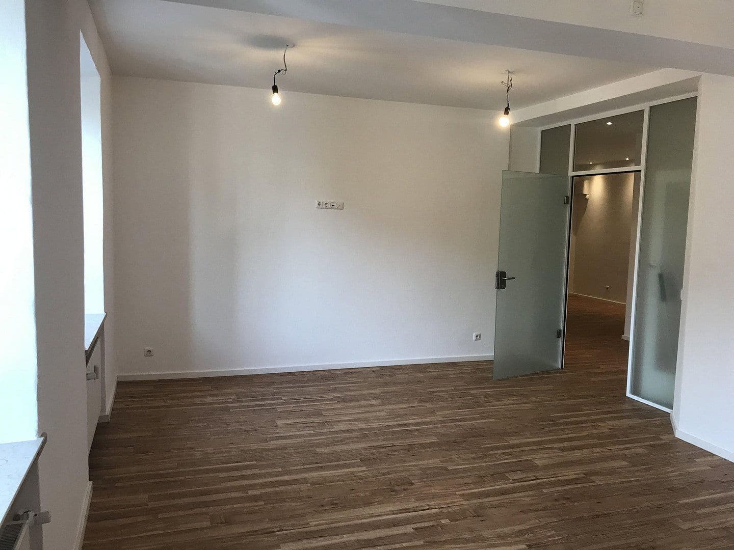 Prenájom kancelárie 145 m², Bahnhofstraße 21, Penzberg, Bavorsko Prenájom kancelárie 145 m², Bahnhofstraße 21, Penzberg, Bavorsko
