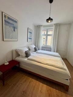Prenájom bytu 2-izbový 54 m², Berlin, Berlín Prenájom bytu 2-izbový 54 m², Berlin, Berlín