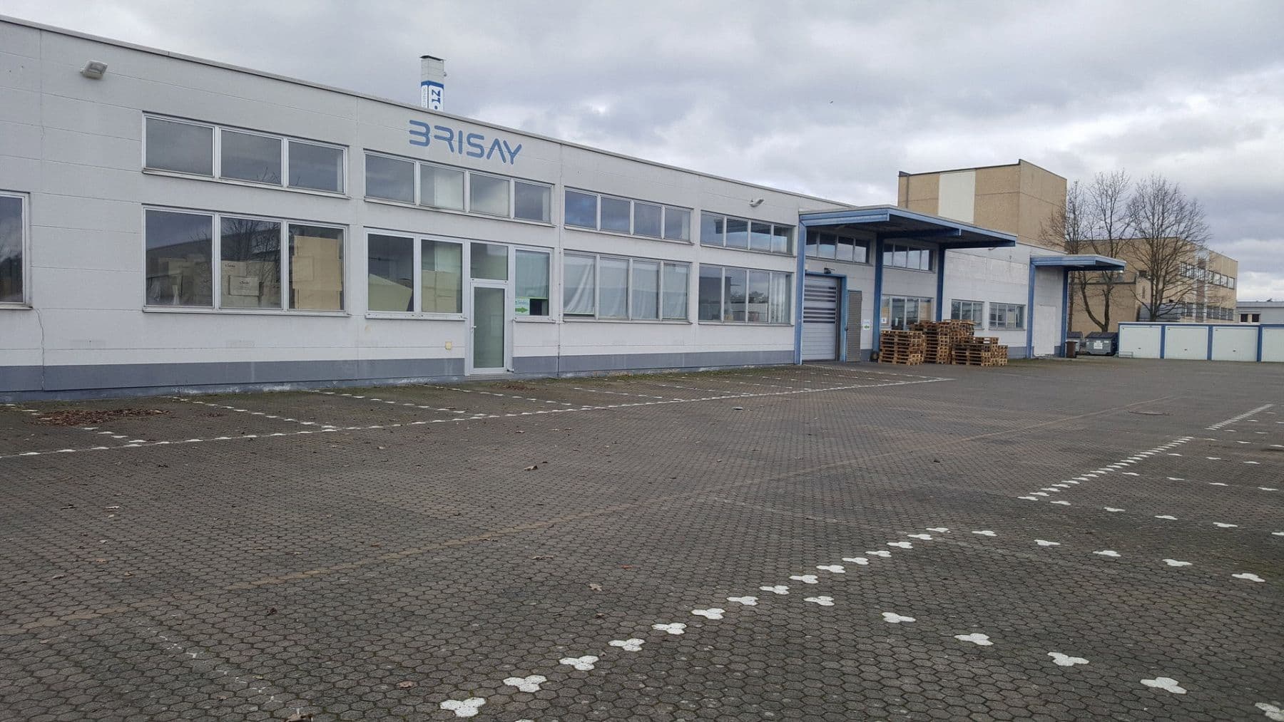 Prenájom nebytového priestoru 1.999 m², Mittelweg 4, Großostheim, Bavorsko Prenájom nebytového priestoru 1.999 m², Mittelweg 4, Großostheim, Bavorsko