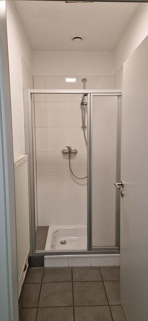 Prenájom nebytového priestoru 1.999 m², Mittelweg 4, Großostheim, Bavorsko Prenájom nebytového priestoru 1.999 m², Mittelweg 4, Großostheim, Bavorsko