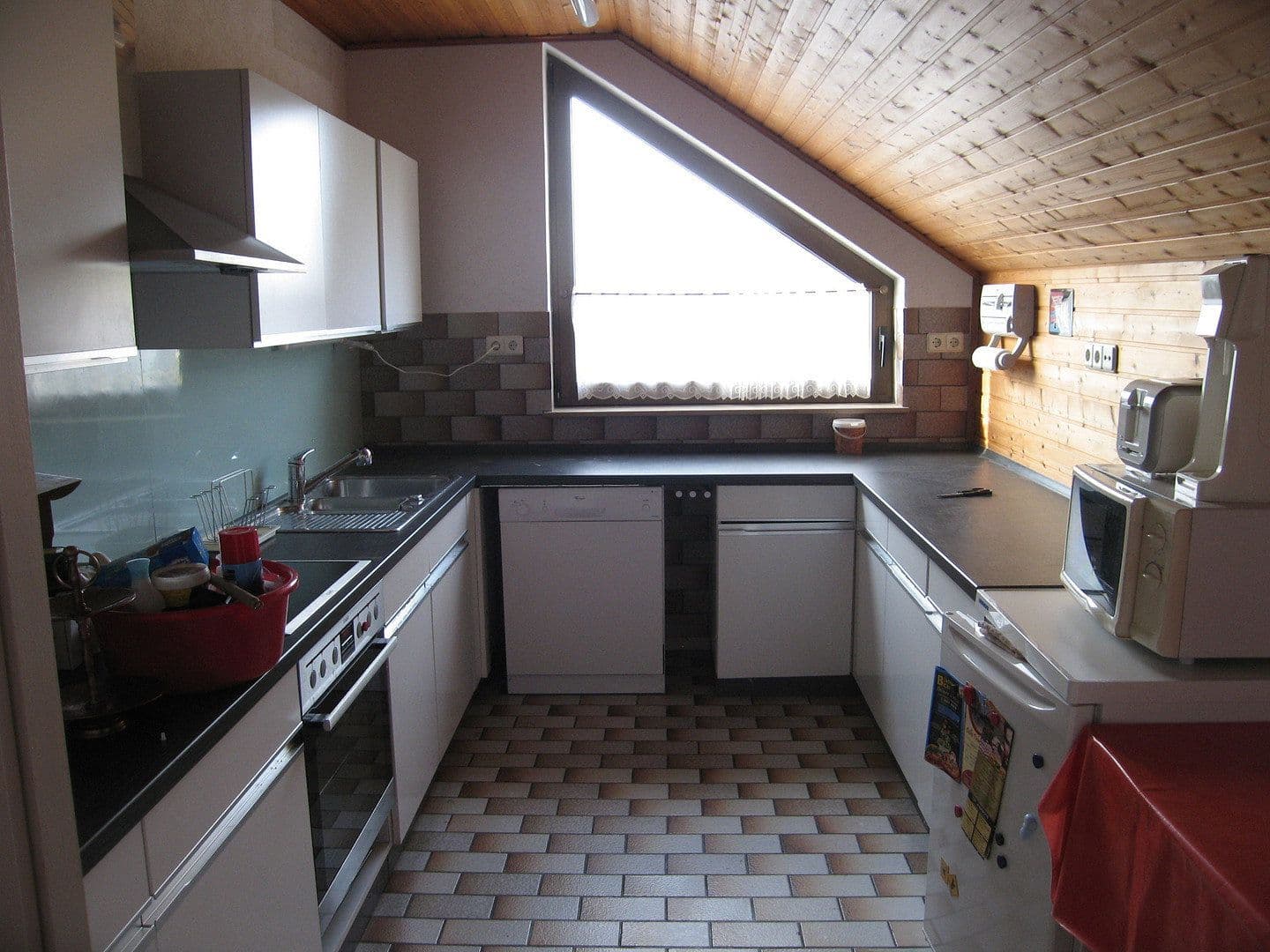 Prenájom bytu 3-izbový 88 m², Bickenbach, Hesensko Prenájom bytu 3-izbový 88 m², Bickenbach, Hesensko