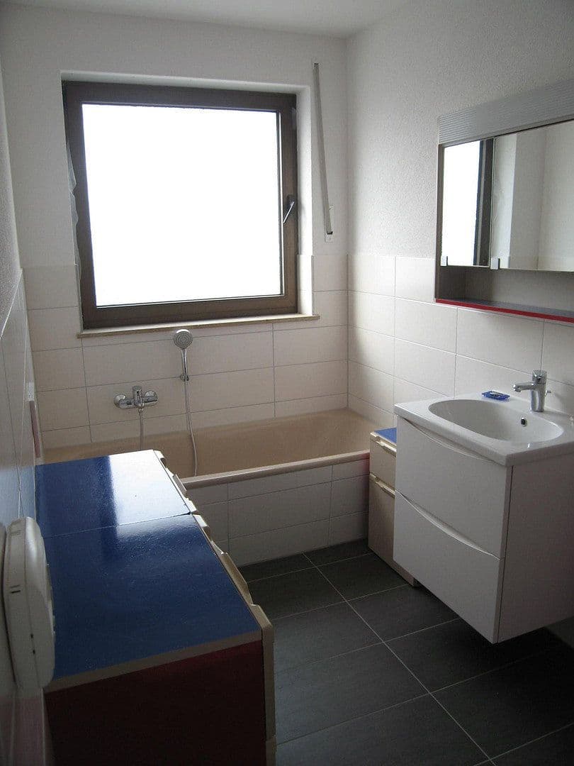 Prenájom bytu 3-izbový 88 m², Bickenbach, Hesensko Prenájom bytu 3-izbový 88 m², Bickenbach, Hesensko