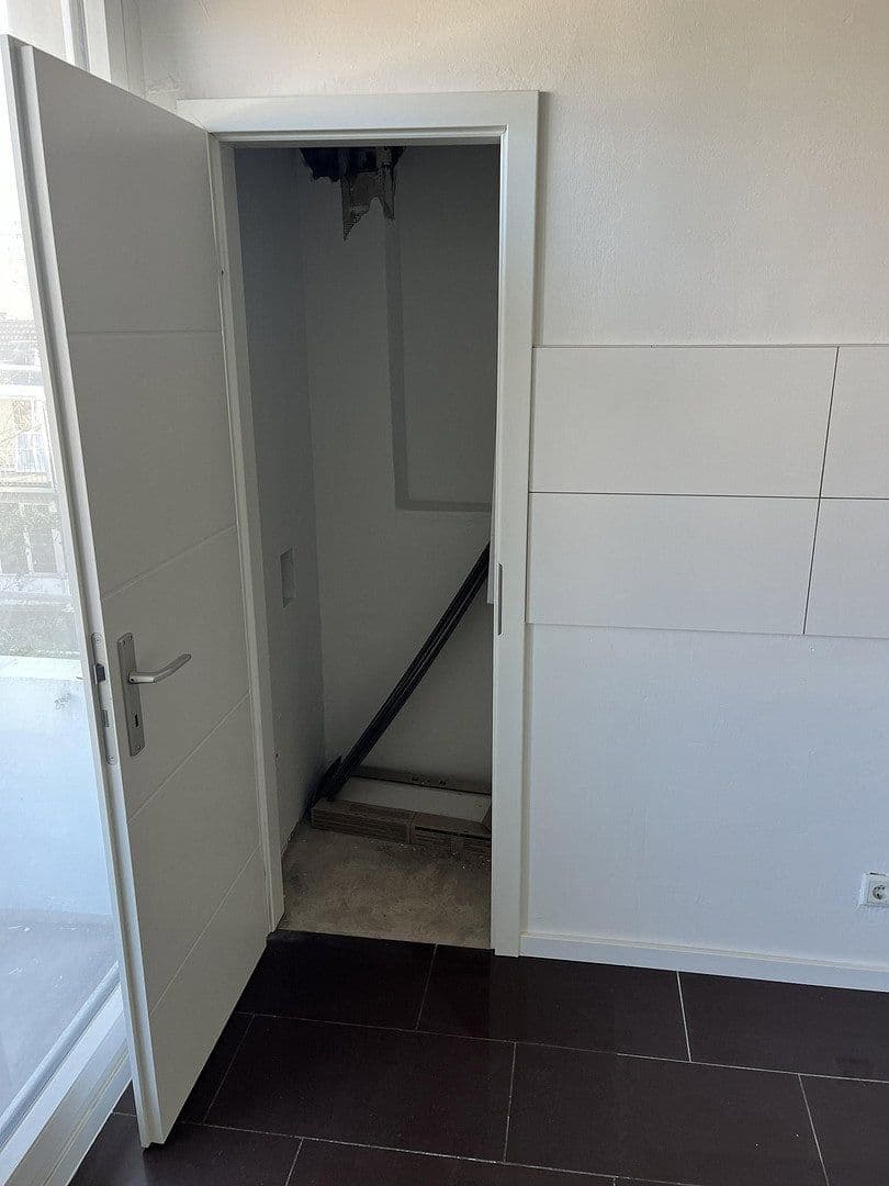 Prenájom bytu 2-izbový 92 m², St.-Anton-Str. 21, Krefeld, Severné Porýnie - Westfálsko Prenájom bytu 2-izbový 92 m², St.-Anton-Str. 21, Krefeld, Severné Porýnie - Westfálsko