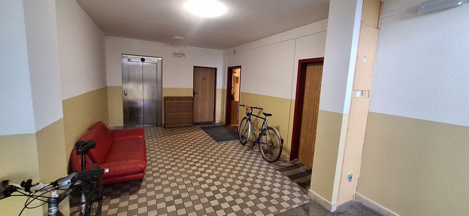 Predaj bytu 4-izbový 94 m², Staroměstská, České Budějovice, Jihočeský kraj Predaj bytu 4-izbový 94 m², Staroměstská, České Budějovice, Jihočeský kraj