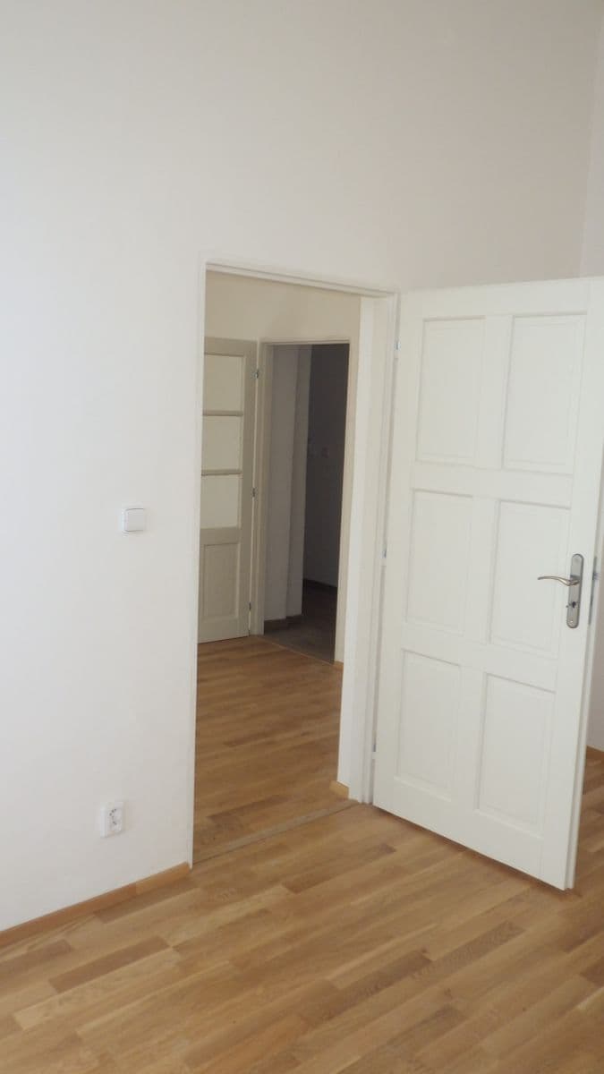 Prenájom bytu 2-izbový 37 m², Cyrilská, Brno, Jihomoravský kraj Prenájom bytu 2-izbový 37 m², Cyrilská, Brno, Jihomoravský kraj