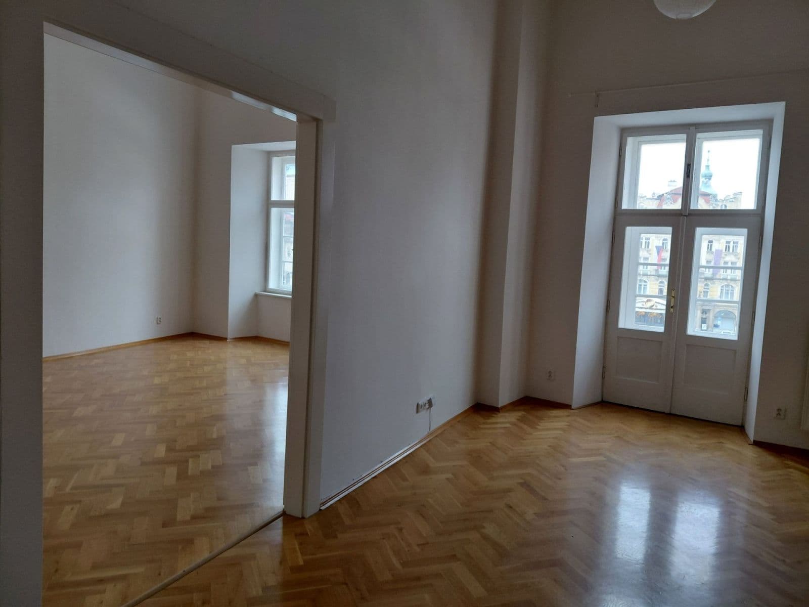 Prenájom bytu 4-izbový 174 m², Staroměstské náměstí, Praha, Praha Prenájom bytu 4-izbový 174 m², Staroměstské náměstí, Praha, Praha