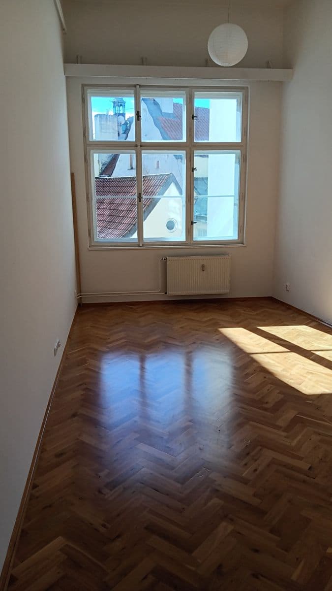 Prenájom bytu 4-izbový 174 m², Staroměstské náměstí, Praha, Praha Prenájom bytu 4-izbový 174 m², Staroměstské náměstí, Praha, Praha
