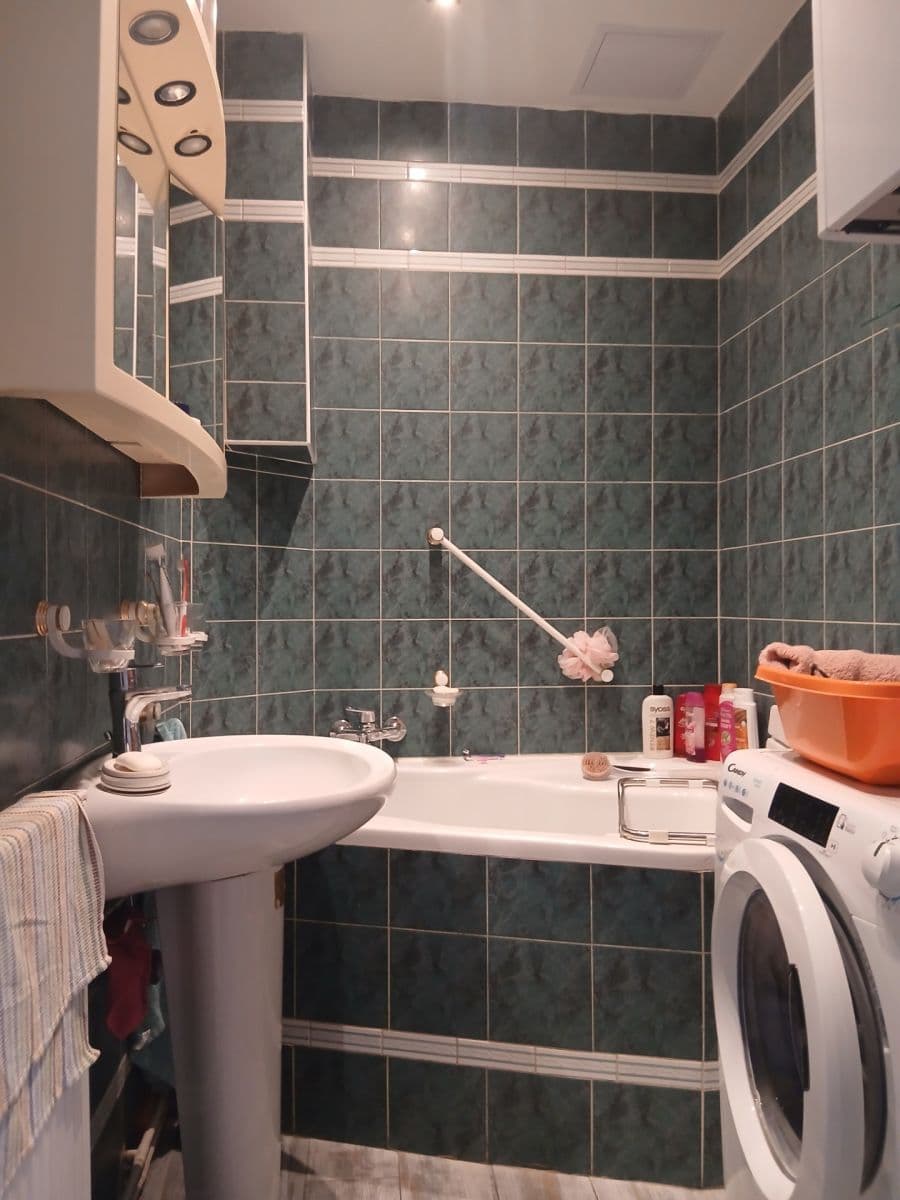 Prenájom bytu 3-izbový 93 m², Ctiradova, Praha, Praha Prenájom bytu 3-izbový 93 m², Ctiradova, Praha, Praha