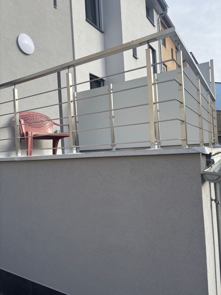 Prenájom bytu 2-izbový 43 m², Mikšíčkova, Brno, Jihomoravský kraj Prenájom bytu 2-izbový 43 m², Mikšíčkova, Brno, Jihomoravský kraj