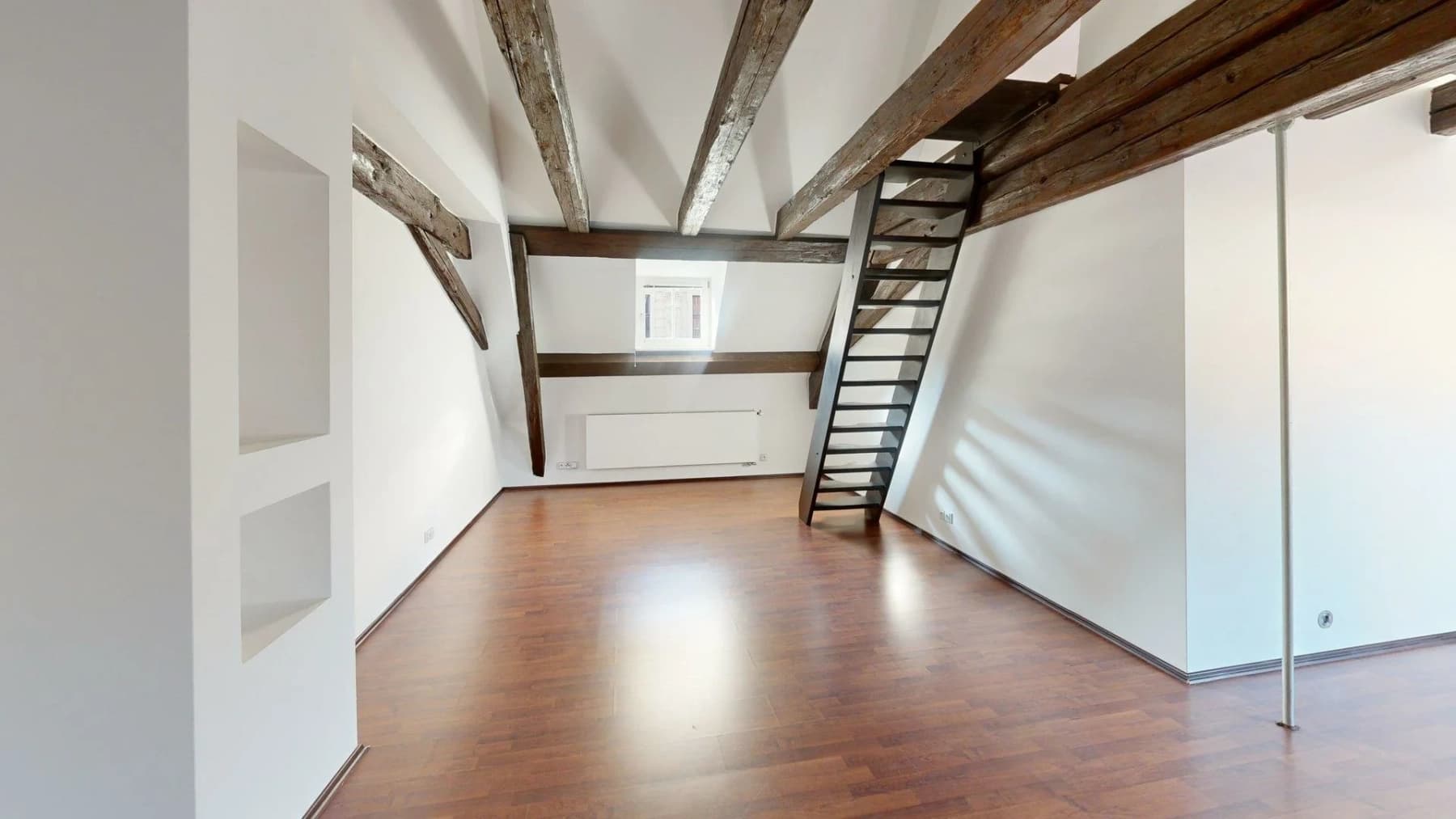 Prenájom bytu 2-izbový 209 m², Staroměstské náměstí, Praha, Praha Prenájom bytu 2-izbový 209 m², Staroměstské náměstí, Praha, Praha