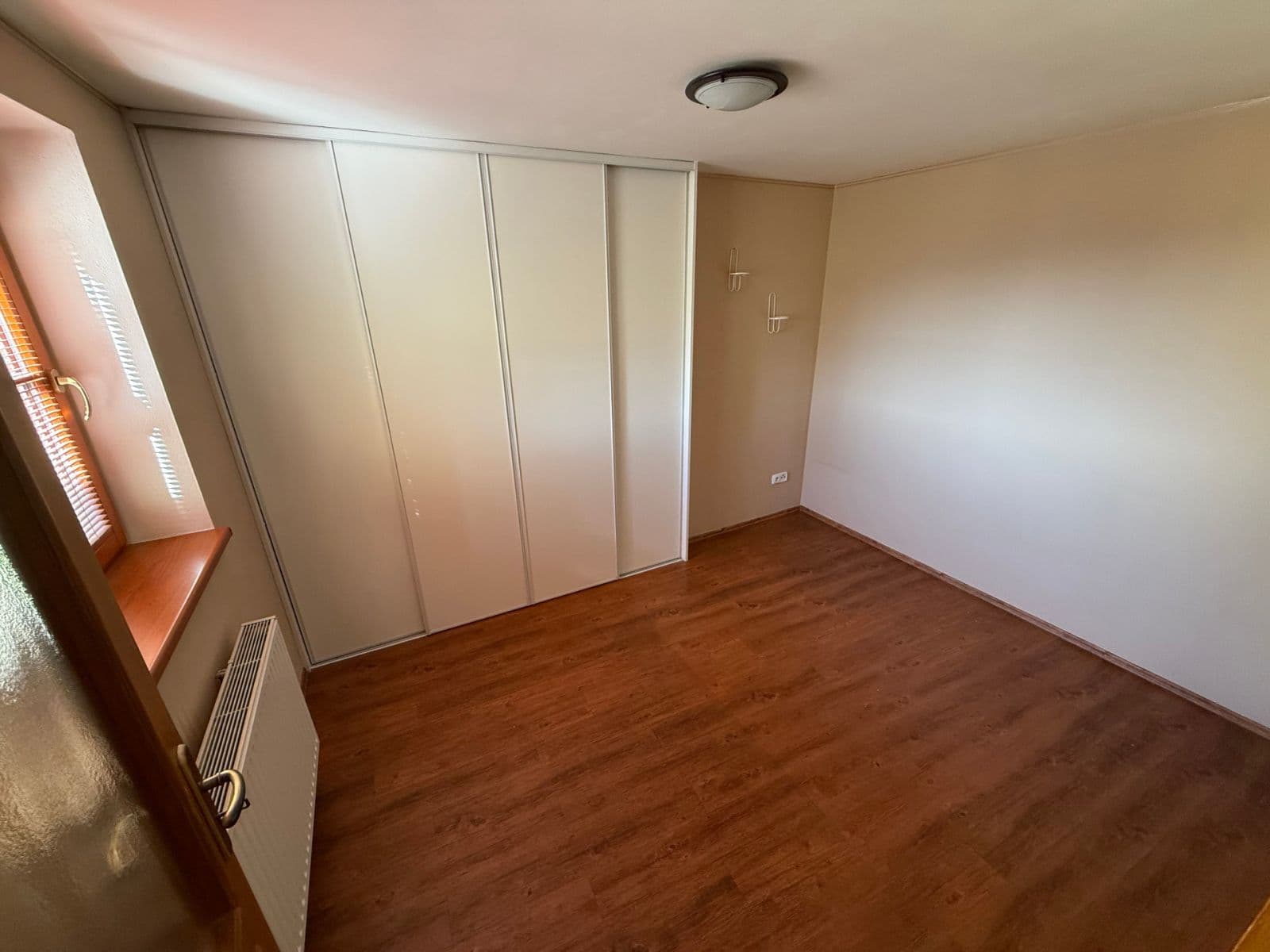 Predaj bytu 4-izbový 116 m², Železná, Mladá Boleslav, Středočeský kraj Predaj bytu 4-izbový 116 m², Železná, Mladá Boleslav, Středočeský kraj