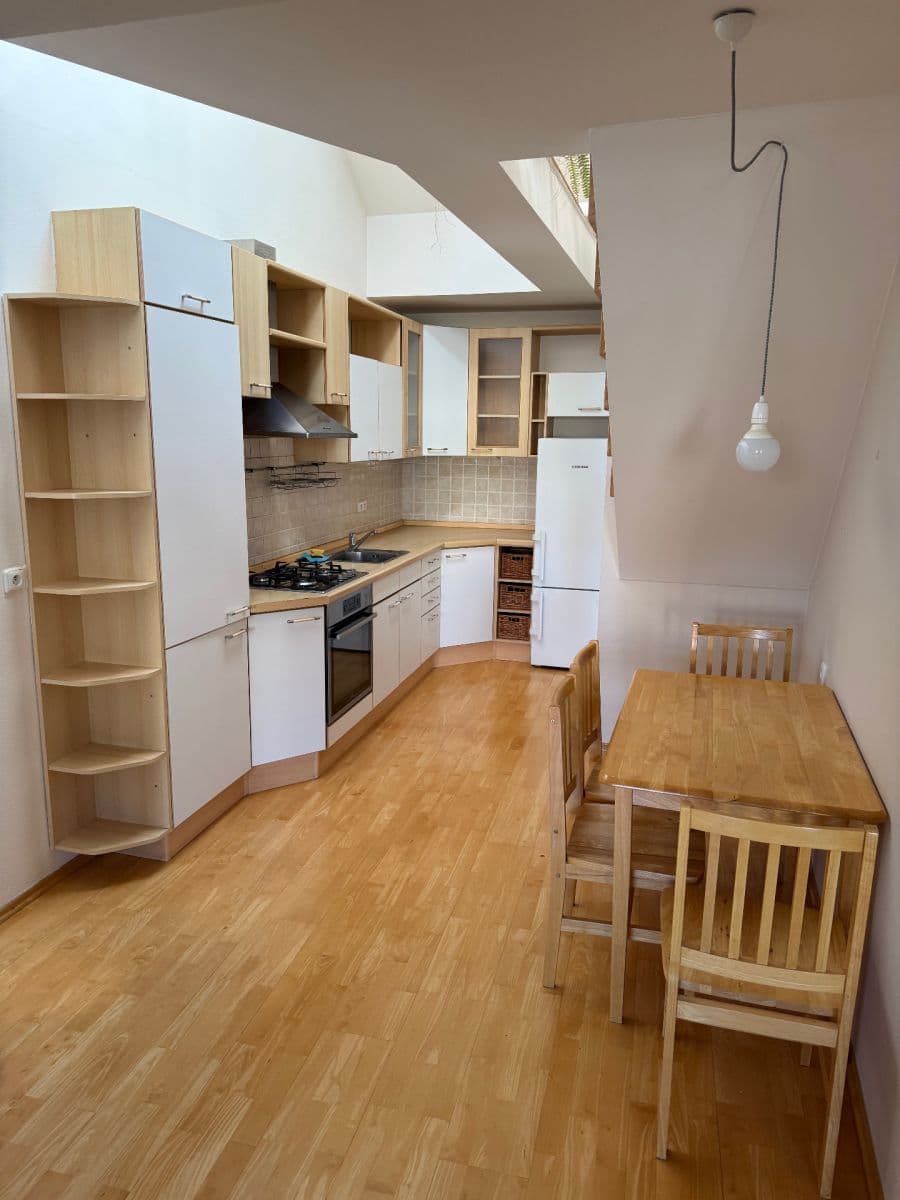 Predaj bytu 4-izbový 116 m², Železná, Mladá Boleslav, Středočeský kraj Predaj bytu 4-izbový 116 m², Železná, Mladá Boleslav, Středočeský kraj