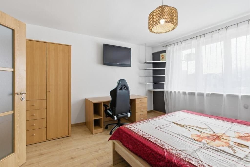 Predaj bytu 2-izbový 86 m², Horova, Karlovy Vary, Karlovarský kraj Predaj bytu 2-izbový 86 m², Horova, Karlovy Vary, Karlovarský kraj